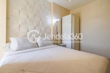 Bedroom 1 Low Floor 2BR Apartment with City View at Elpis Residence Apartment