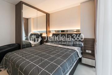 Bedroom Tidy Studio Apartment at Brooklyn Alam Sutera Apartment with City View