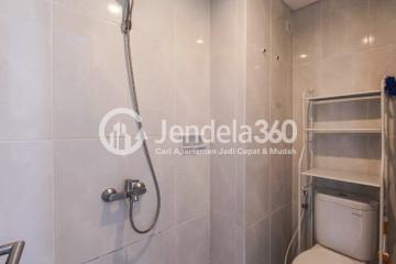 Bathroom Studio Apartment with  View at Serpong Garden Apartment