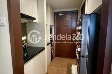 Kitchen Low Floor Studio Apartment with swimming pool View at The Accent Bintaro