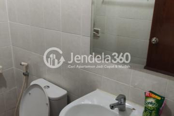 Bathroom Low Floor 2BR Apartment with  View at Thamrin District Bekasi