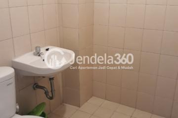 Bathroom Tifolia Apartment 2BR Non Furnished