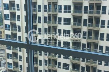 Bedroom Middle Floor Studio Apartment with City View at Green Sedayu Apartment