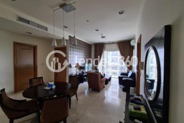 Living Room Simply Look 2BR Apartment at Senayan Residence Middle Floor