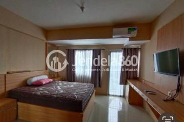 Bedroom Simply Look Studio Apartment Middle Floor with  View at Park View Condominium