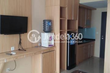 Bedroom Simply Look Studio Apartment Middle Floor with  View at Park View Condominium