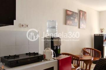 Kitchen High Floor 2BR Apartment with Seaview View at Northland Ancol Residence