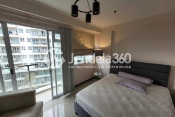 Bedroom Cozy 1BR Apartment Low Floor with  View at Gateway Pasteur Apartment