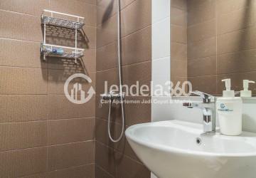 Bathroom Puri Orchard Apartment 1BR Fully Furnished