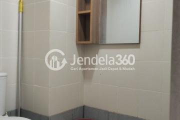 Bathroom Studio Apartment with City View at Akasa Pure Living Apartment