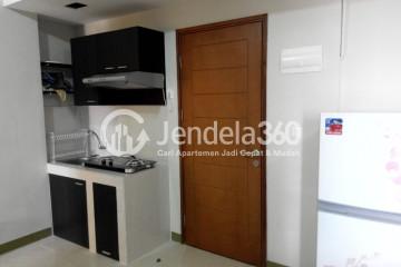 Kitchen High Floor 3BR Apartment with  View at Gading Green Hill Apartment