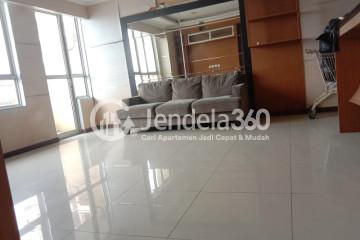 Living Room 2BR Apartment with City View at Paladian Park