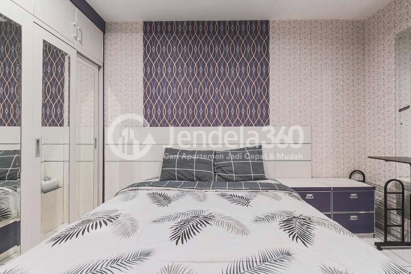Bedroom High Floor Studio Apartment at Kebagusan City Apartment with City View and Affordable Price