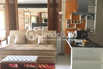 Living Room 3BR Apartment with  View at Galeri Ciumbuleuit 3 Apartment