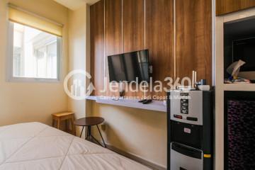 Bedroom Modern Studio Apartment at Signature Park Grande Low Floor