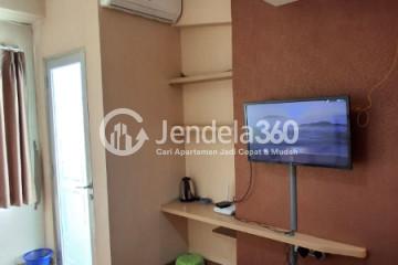 Bedroom Low Floor Studio Apartment with  View at Easton Park Residence Jatinangor