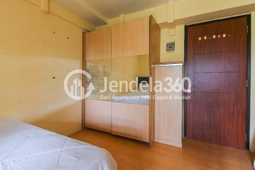 Bedroom Stylish Studio Apartment at Kebagusan City Apartment Low Floor