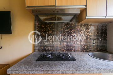 Kitchen Stylish Studio Apartment at Kebagusan City Apartment Low Floor