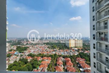 Balcony Middle Floor Studio Apartment with  View at Mahata Tanjung Barat Apartment