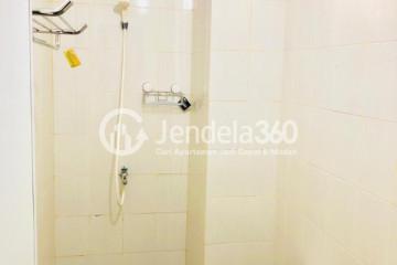 Bathroom Well Furnished 2BR Apartment at Kota Ayodhya Apartment Low Floor