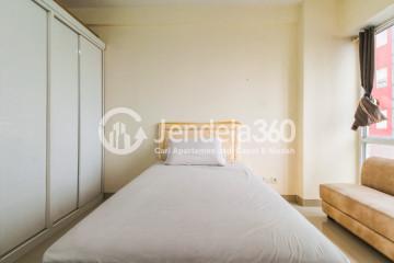 Bedroom Low Floor Studio Apartment with City View at Taman Melati Margonda Apartment