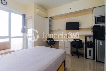 Bedroom Low Floor Studio Apartment with City View at Taman Melati Margonda Apartment