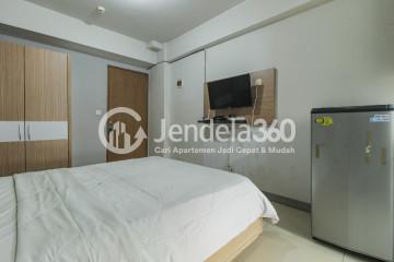 Bedroom Stunning Studio Apartment at Bintaro Park View Low Floor