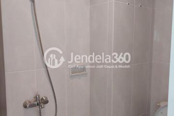 Bathroom Studio Apartment with  View at Serpong Garden Apartment