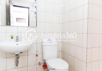 Bathroom Royal Mediterania Garden Residence Studio Fully Furnished