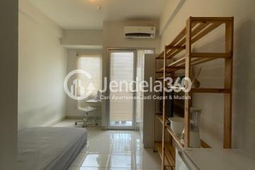 Bedroom Studio Apartment with City View at Emerald Bintaro Apartment