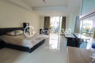 Bedroom Peaceful Studio Apartment Low Floor with City View at Ancol Mansion Apartment