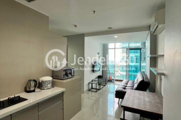 Kitchen 2BR Brooklyn Alam Sutera Apartment at Middle Floor