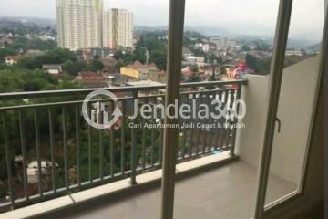 Balcony Studio Apartment with  View at Galeri Ciumbuleuit Apartment