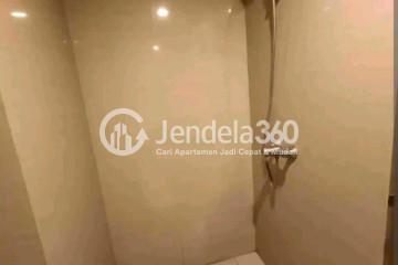 Bathroom Studio Apartment with  View at Galeri Ciumbuleuit Apartment