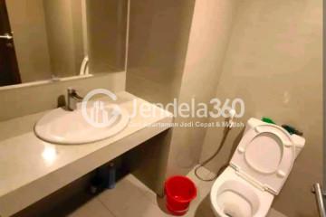 Bathroom Studio Apartment with  View at Galeri Ciumbuleuit Apartment