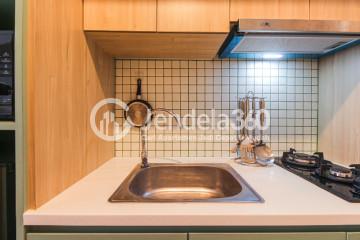 Kitchen Middle Floor Studio Apartment with City View at Anwa Residence