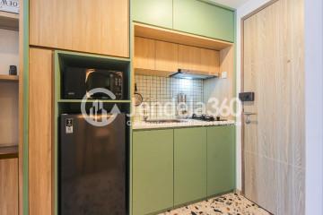 Kitchen Middle Floor Studio Apartment with City View at Anwa Residence