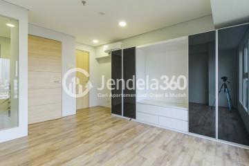 Bedroom 1 2BR Apartment with City View at Maqna Residence