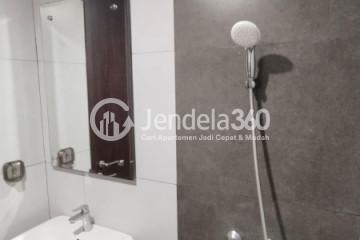 Bathroom Studio Apartment with City View at LRT City Green Avenue Apartment