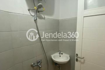 Bathroom Low Floor Studio Apartment with  View at Begawan Malang Apartment