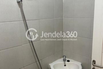 Bathroom Low Floor Studio Apartment with  View at Begawan Malang Apartment