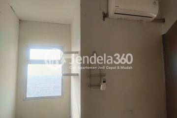 Bedroom 1 High Floor 2BR Apartment with City View at Oak Tower Apartment