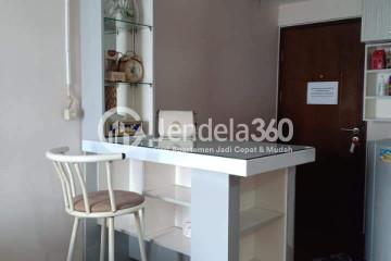 Kitchen 2BR Apartment with  View at Bogor Valley Apartment