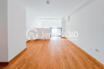 Bedroom 1BR Apartment with City View at Kingland Avenue Apartment