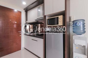 Kitchen Excellent Studio Apartment Low Floor with City View at Taman Melati Margonda Apartment