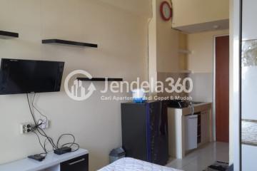 Bedroom Low Floor Studio Apartment with  View at Puncak Kertajaya Apartment