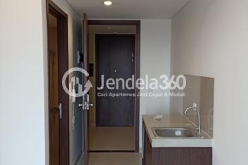 Bedroom Studio Apartment with City View at Vasaka Solterra Apartment