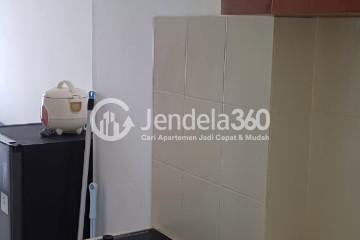 Kitchen Cozy Studio Apartment Low Floor with City View at Urban Heights Residence