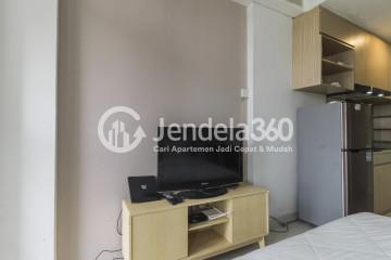 Bedroom Studio Apartment with City View at Elpis Residence Apartment