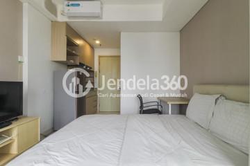 Bedroom Studio Apartment with City View at Elpis Residence Apartment